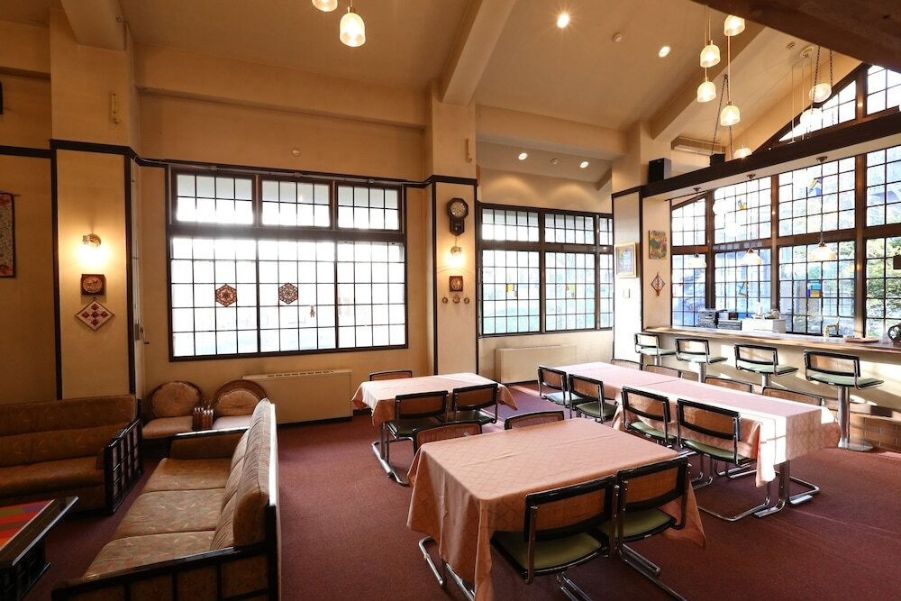 ロビーラウンジ