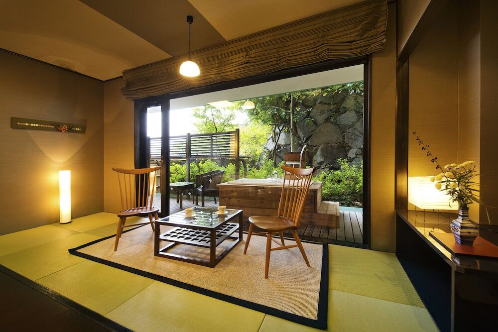 ジャグジー付きのデザイナーズルームでステイ！絶景が自慢のホテル4257429