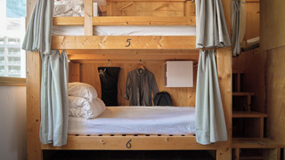 共同ドミトリー 男女共用ドミトリー 禁煙