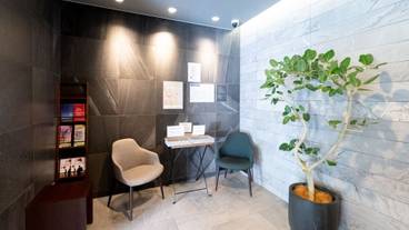 内部エントランス / 2