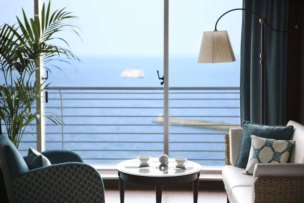 南国リゾートみたい♪洗練されたお部屋にときめくホテル3509162