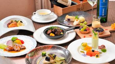 食事・飲み物 / 28