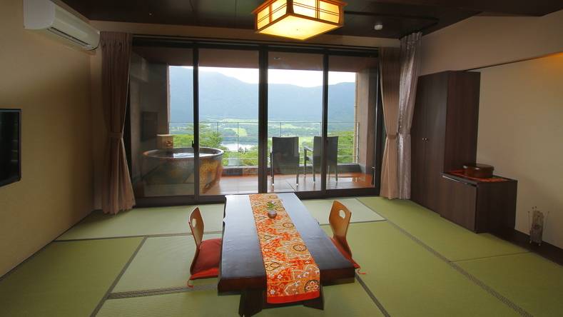 箱根の大パノラマと
一体になれるお部屋 / 2