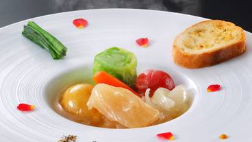 食事・飲み物 / 4