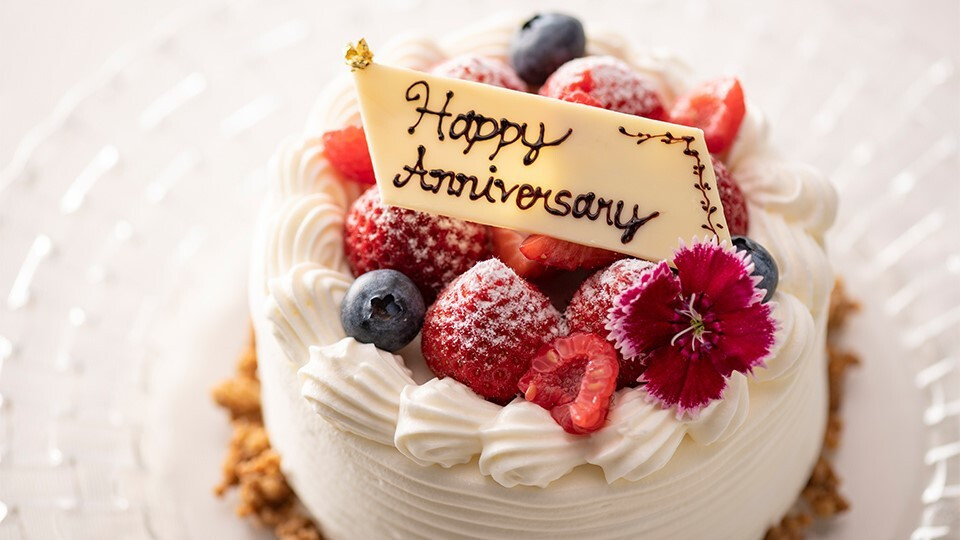 バーラウンジで夜景を見ながら思い出のひと時を4281830