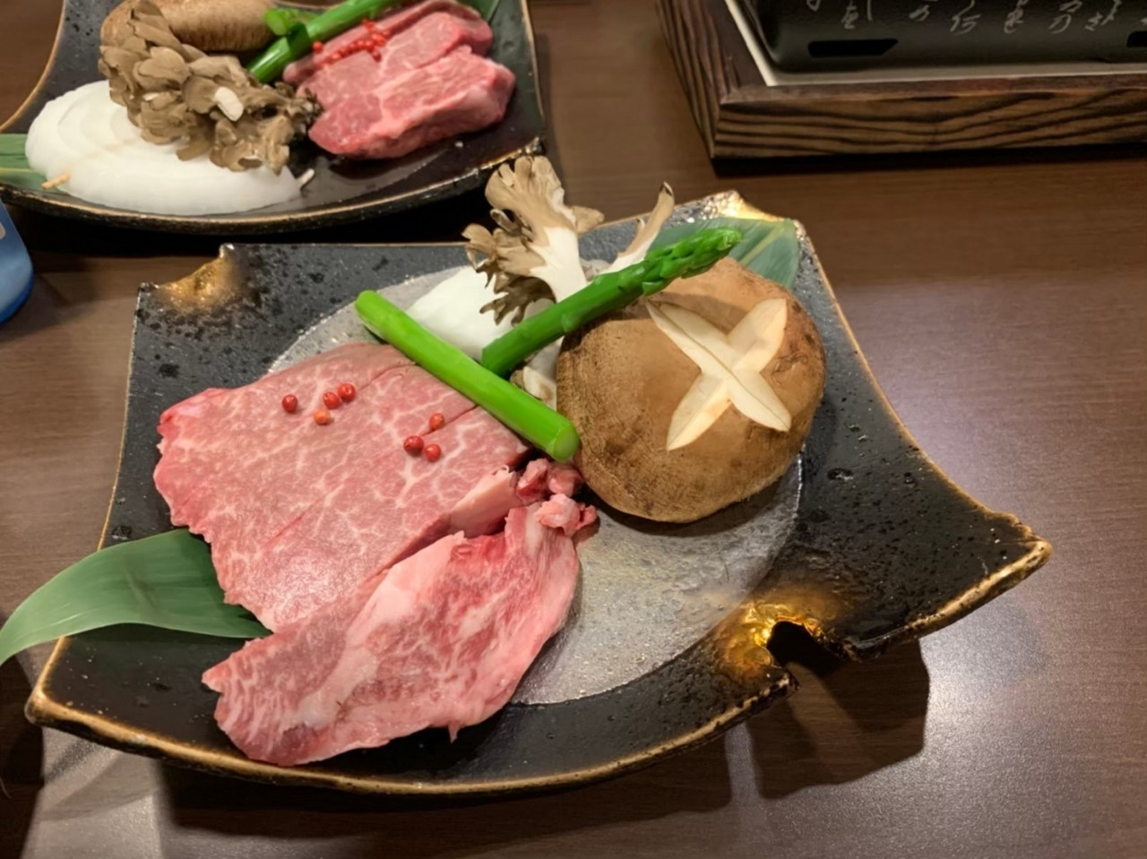 山あいにひっそりとたたずむ田舎レトロな温泉宿3847060