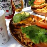 クアアイナ 横浜ベイクォーター店（クアアイナ）