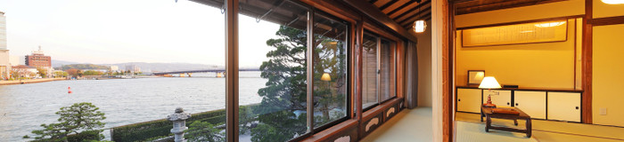 【松江しんじ湖】松江城や出雲大社観光の拠点にいかが？おすすめのホテル・旅館7選