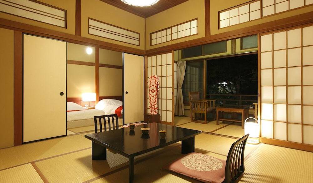本館 和室次の間付客室 / 3
