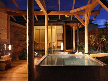 湯上り後もゆっくり過ごせる♡離れの個室付き貸切風呂4020983