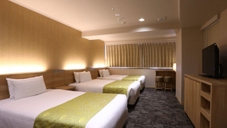 スタンダードトリプルルーム(ベッド3台4名利用)