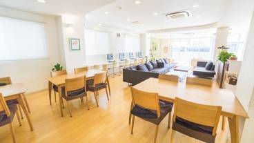 ロビーラウンジ / 21