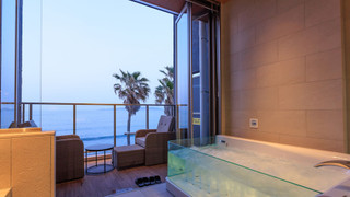 ラグジュアリー ダブルルーム