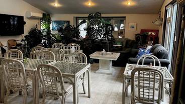 ロビー応接スペース / 2