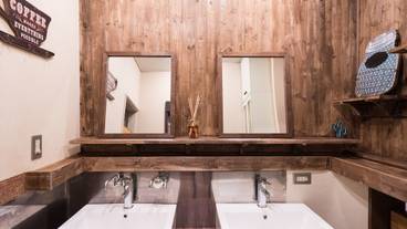 施設内の設備 / 1