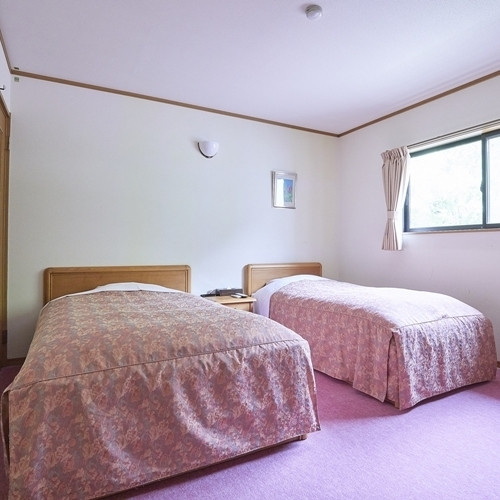 西館 和洋室の寝室