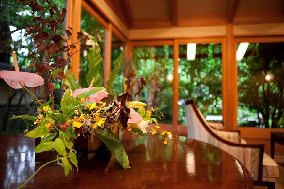 ロビーの生け花