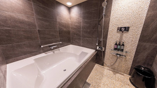 Condo Building Premium Suite Twin (Capacity 2 people)
