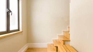 内部エントランス / 3