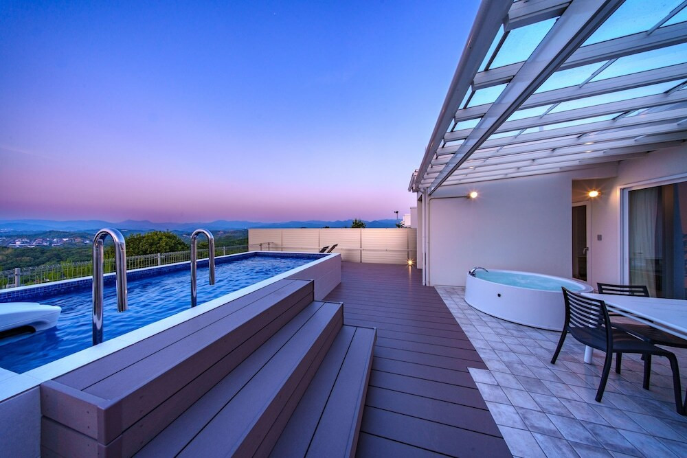 全室一棟貸しのヴィラでプライベート空間を満喫4028037