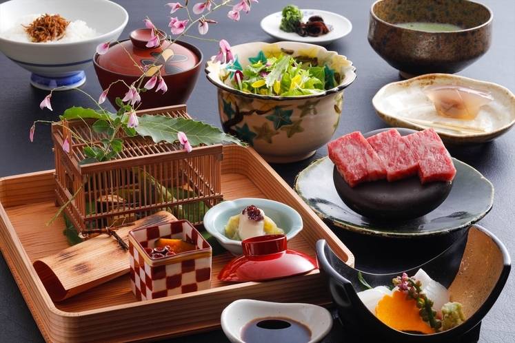 会席料理一例 / 1