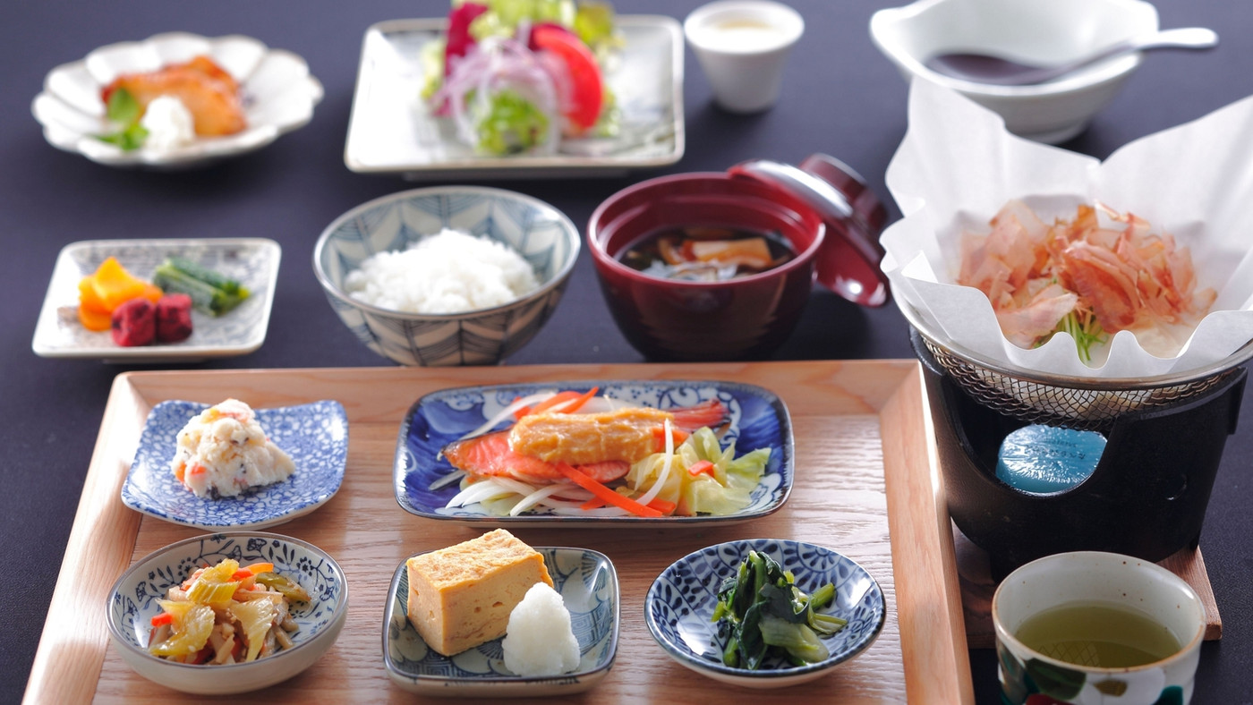 「諏訪大社」を巡る参拝バスで観光も満喫!個室食が嬉しい旅館3657013