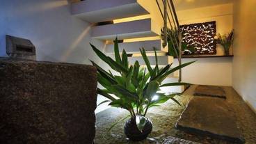 内部エントランス / 2