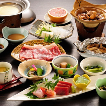 “部屋食”を選べば特別感がアップ！3636673