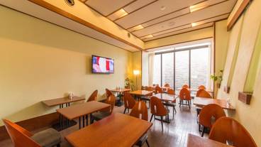 朝食スペース / 8