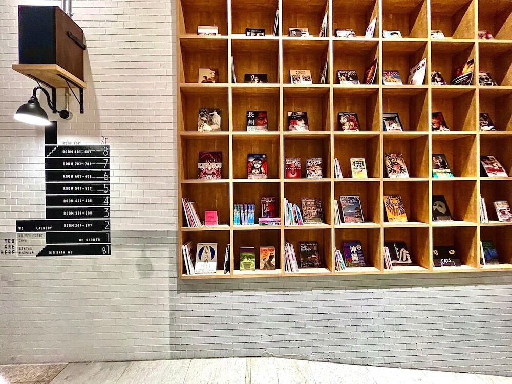 ロビーラウンジ