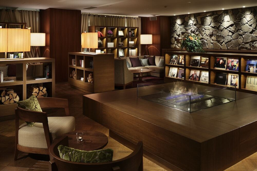 ザ・ロビー ラウンジ①