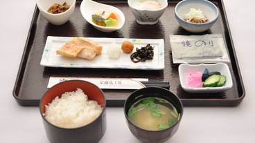 食事・飲み物 / 1