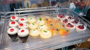 食事・飲み物 / 8