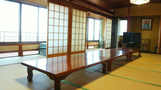 2階和室 6人部屋 共用バスルーム