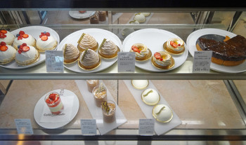 「カフェ・マディ 青山店」料理 573080 ケーキのお持ち帰りもできます