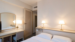 ダブルルーム 喫煙可