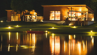 [ドッグキャビン] ドッグラン併設（トイレ, シャワー付）