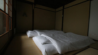 ギャラリー トリプルルーム 共用バスルーム