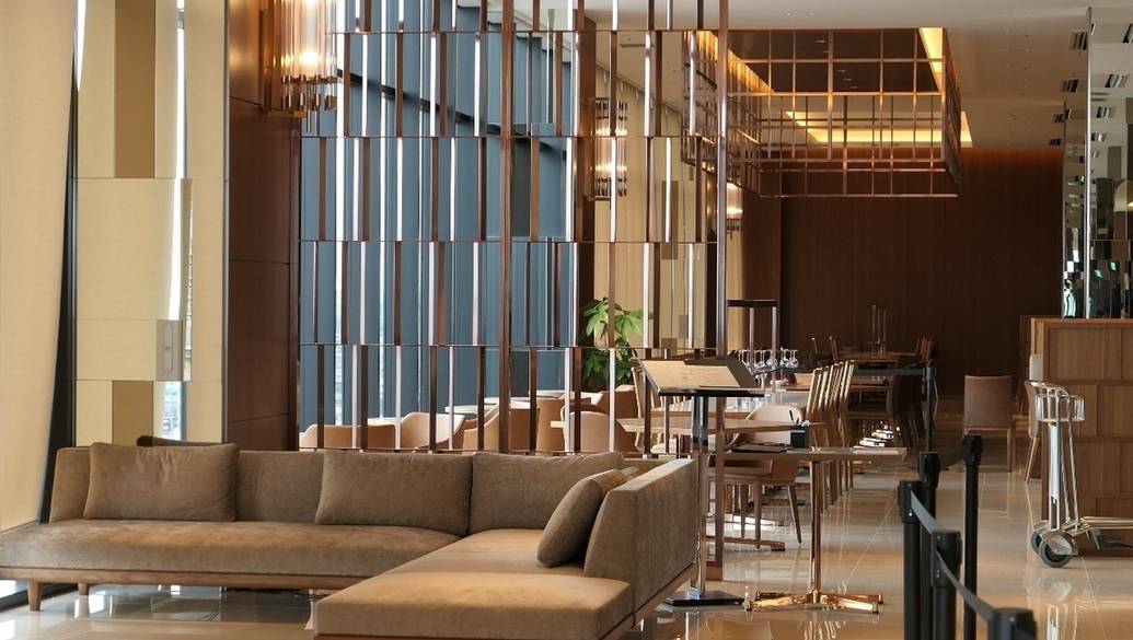 フロント付近 / 3