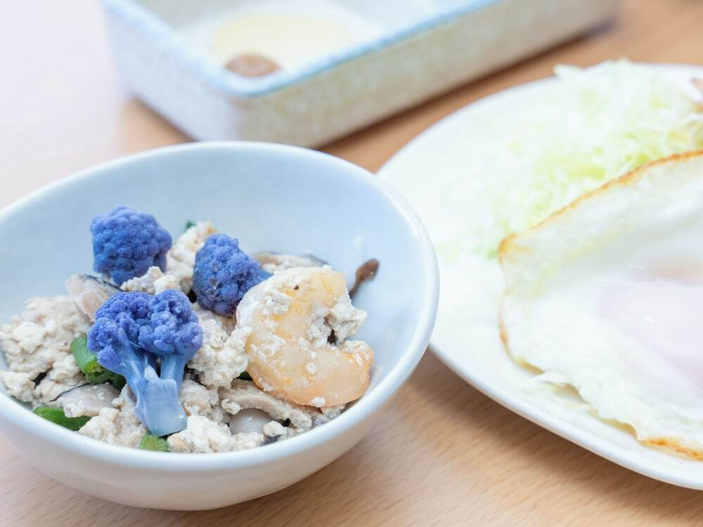 朝食