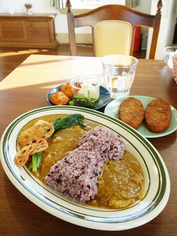 「ヴェール カフェ」 料理 101826609 行田古代米カレーとゼリーフライと行田セット