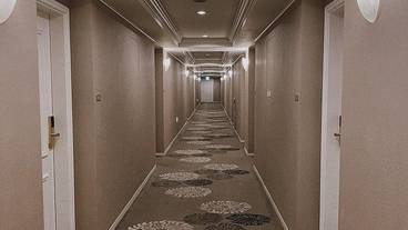 館内廊下 / 17