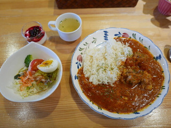 「Rui」料理 1219111 チーズチキンマサラカレー（830円）