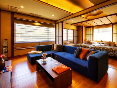 金沢湯涌温泉 百楽荘 / 1