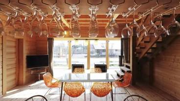 客室内のダイニングエリア / 4