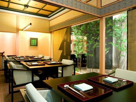 シェラトン都ホテル大阪 / 3