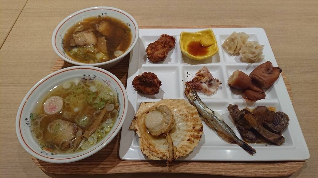 函館ならではの味覚
ビュッフェで堪能 / 5