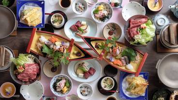 食事・飲み物 / 6