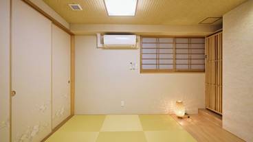 客室 / 18