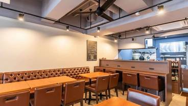 ロビーラウンジ / 3